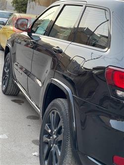 جیپ گراند شیرۆکی